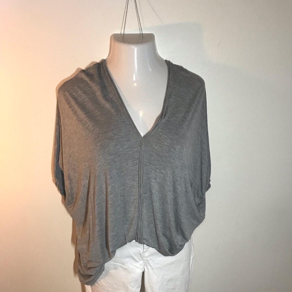Grey t shirt poncho flowy boho style